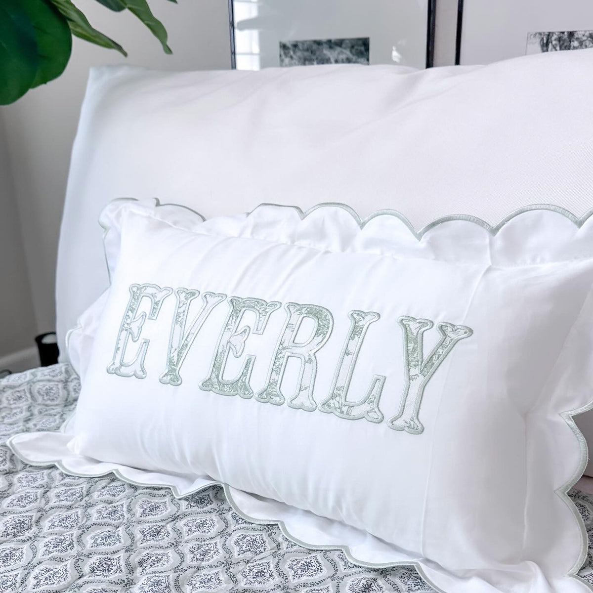 Personalized Scalloped Heirloom Pillow